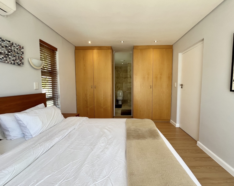 To Let 2 Bedroom Property for Rent in Sea Point Western Cape